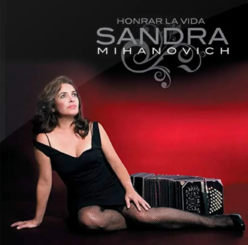 Portada del Album Sandra Mihanovich - Honrar La Vida, 2009